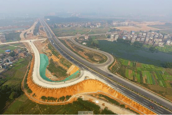 廣西貴港船閘公路改線項目全線通車