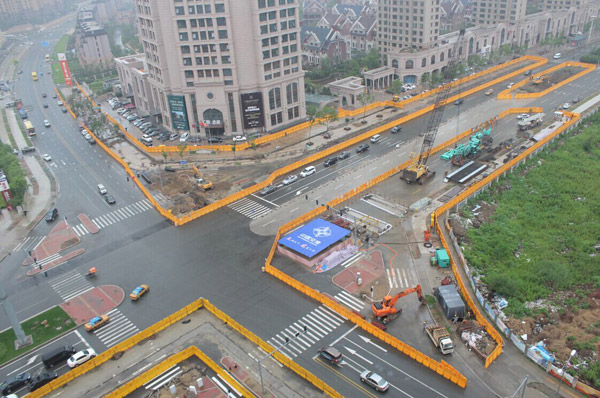 哈爾濱市軌道交通3號線二期工程全線首幅地下連續墻順利開槽