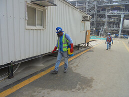 現場噴灑滅蟲藥水