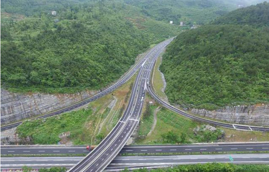 一公局承建的酉沿高速公路通車