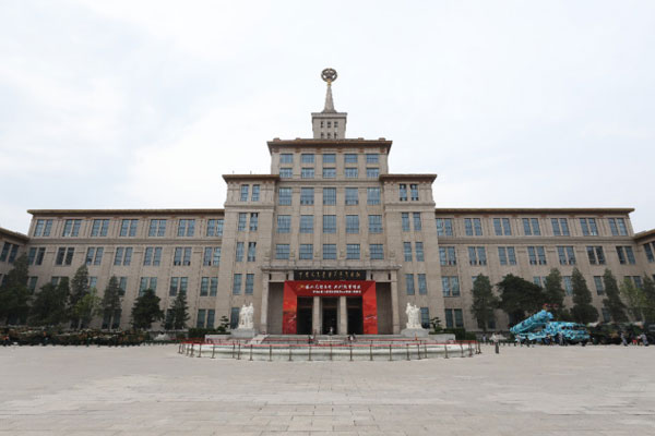中國建筑:三年鑄造精品 軍博館“改換新顏”