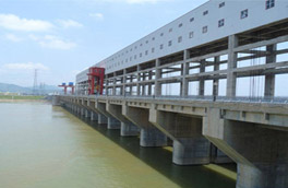 以項目風險防范為抓手，穩步實施內部控制建設