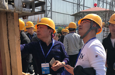 龍信建設(shè)公司龍信美好金苑現(xiàn)場觀摩