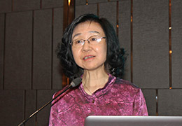 湖北省建筑業協會秘書長佟海鷗致歡迎詞